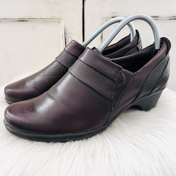 Earth Origins Brown Leather Slip on Comfort Low Heel Walking Shoes - Size 10 - Picture 1 of 7